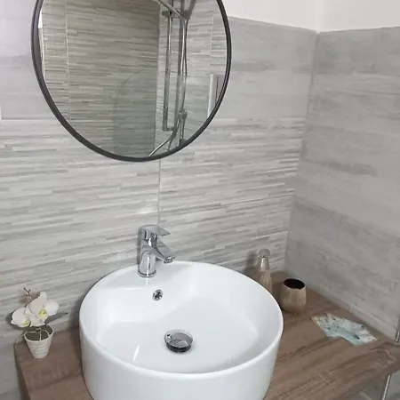 Florhouse Pacini Apartman *